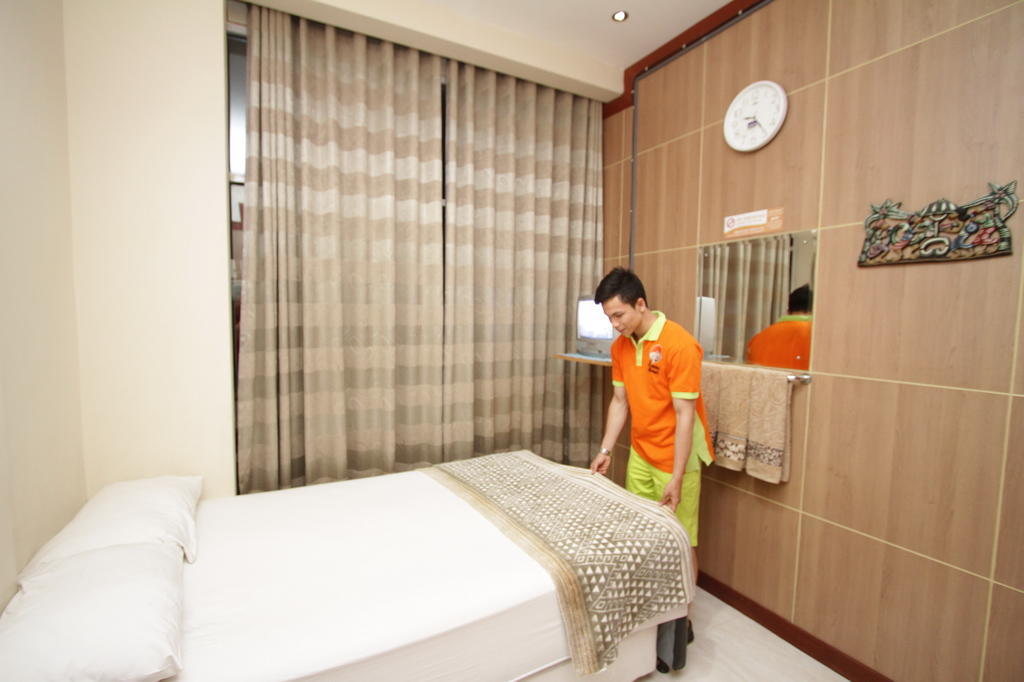 The Cabin Hotel Gandekan Jogjakarta Buitenkant foto